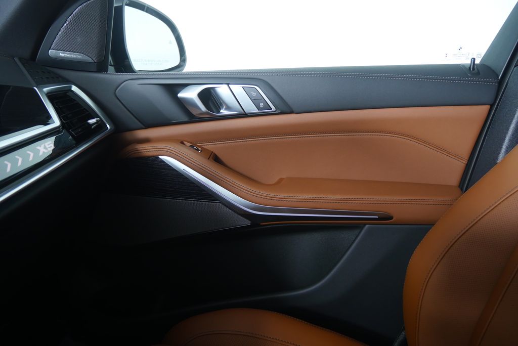 Thumbnail: 2026 BMW X5 - 22