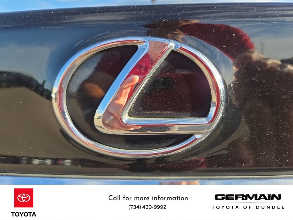 2017 Lexus ES 350 photo 14