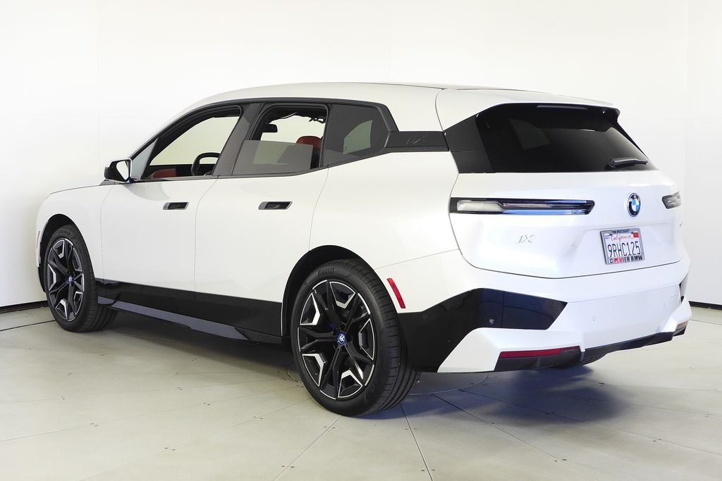 Thumbnail: 2024 BMW iX - 8