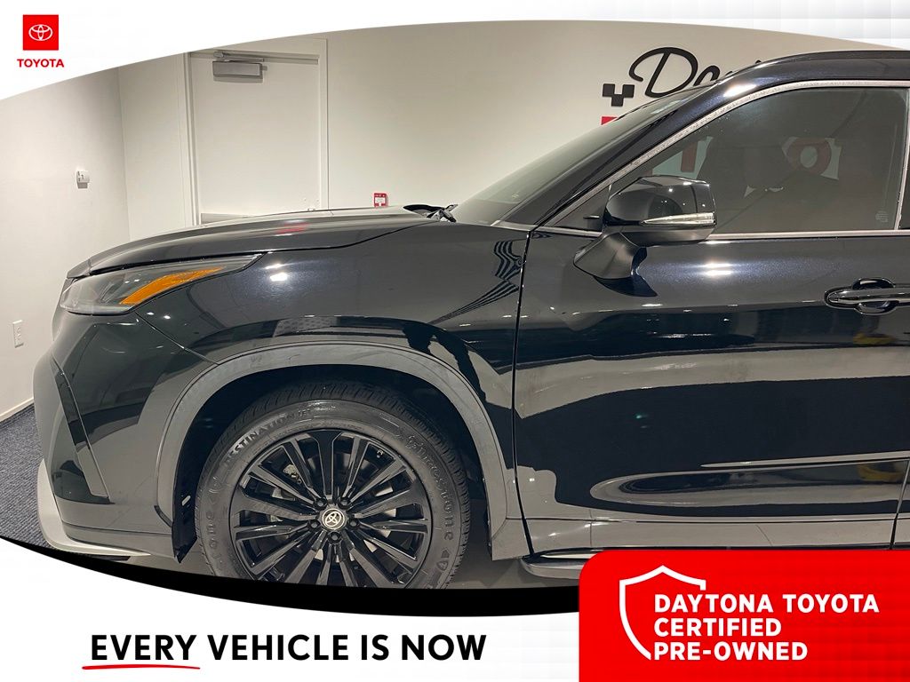 Used 2023 Toyota Highlander SUV