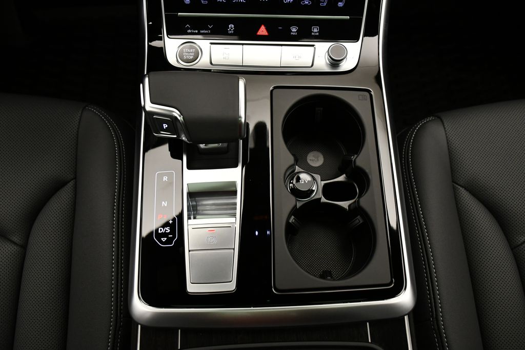 Thumbnail: 2025 Audi Q7 - 30