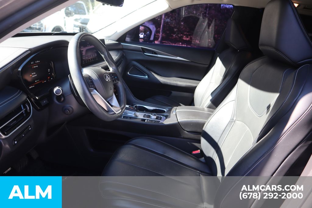 Used 2022 Silver INFINITI LUXE image 16
