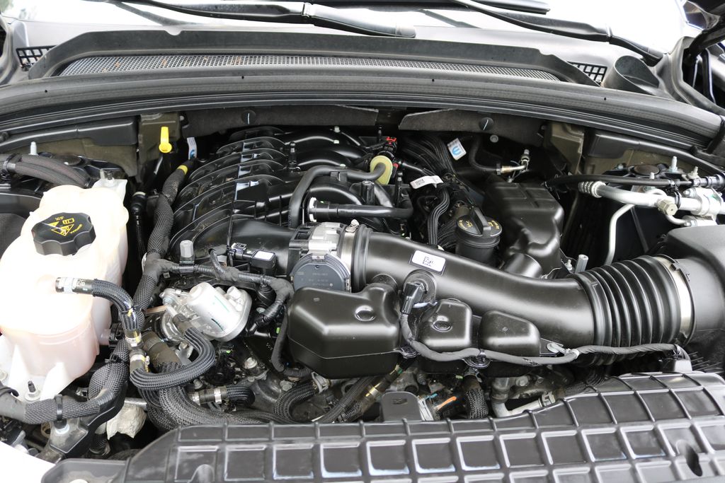 Used Car 2023 Jeep Grand Cherokee  Limited For Sale Under $35,000 In Austin, Texas