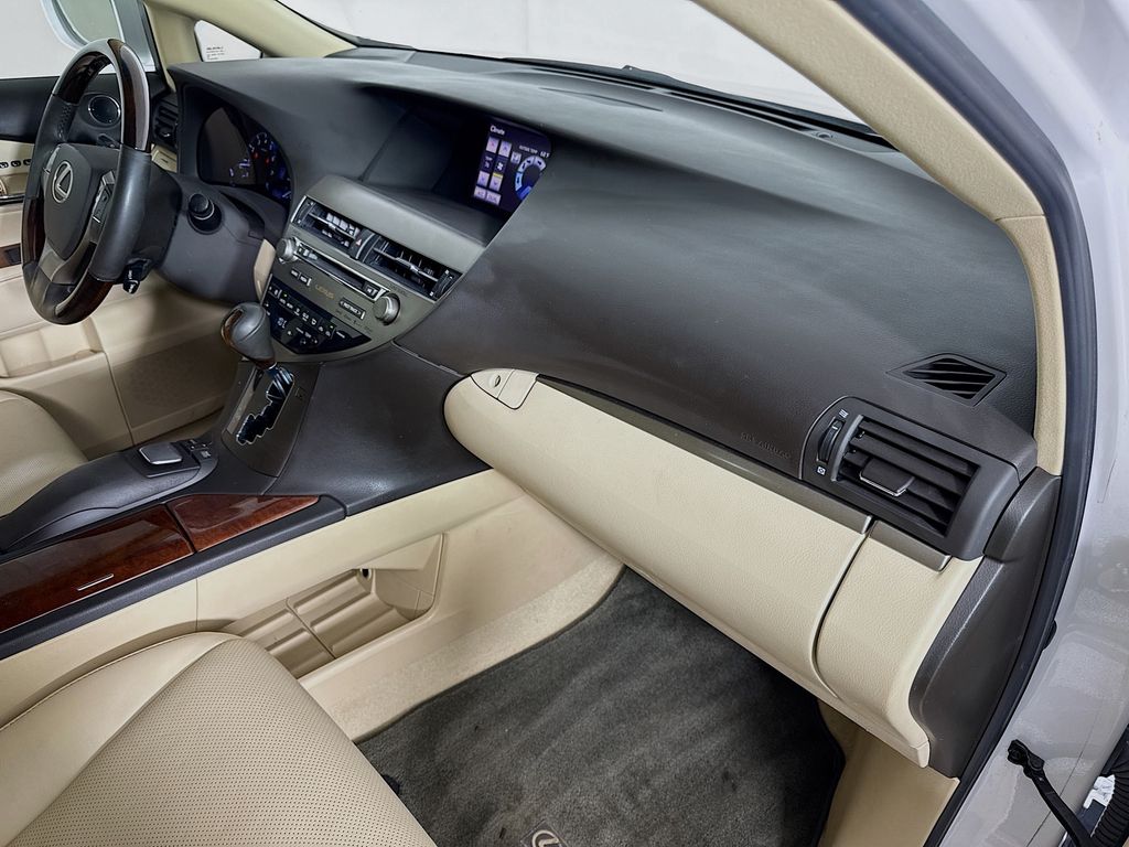 Thumbnail: 2013 Lexus RX - 31