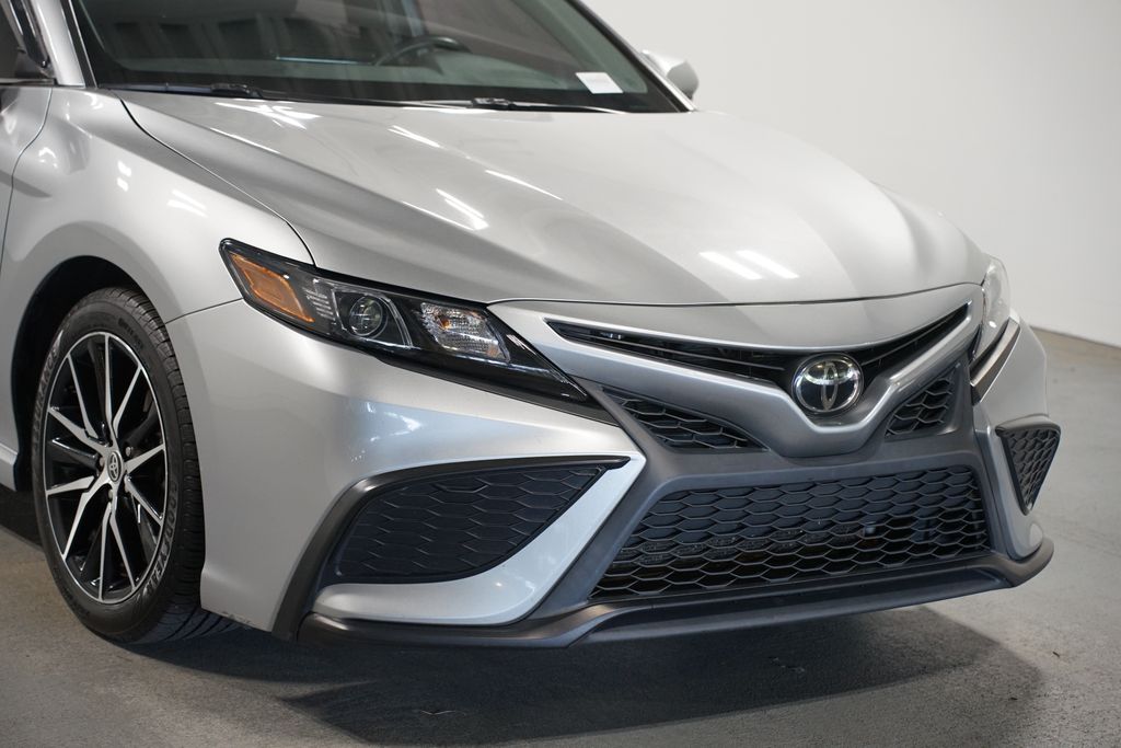 Thumbnail: 2023 Toyota Camry - 4