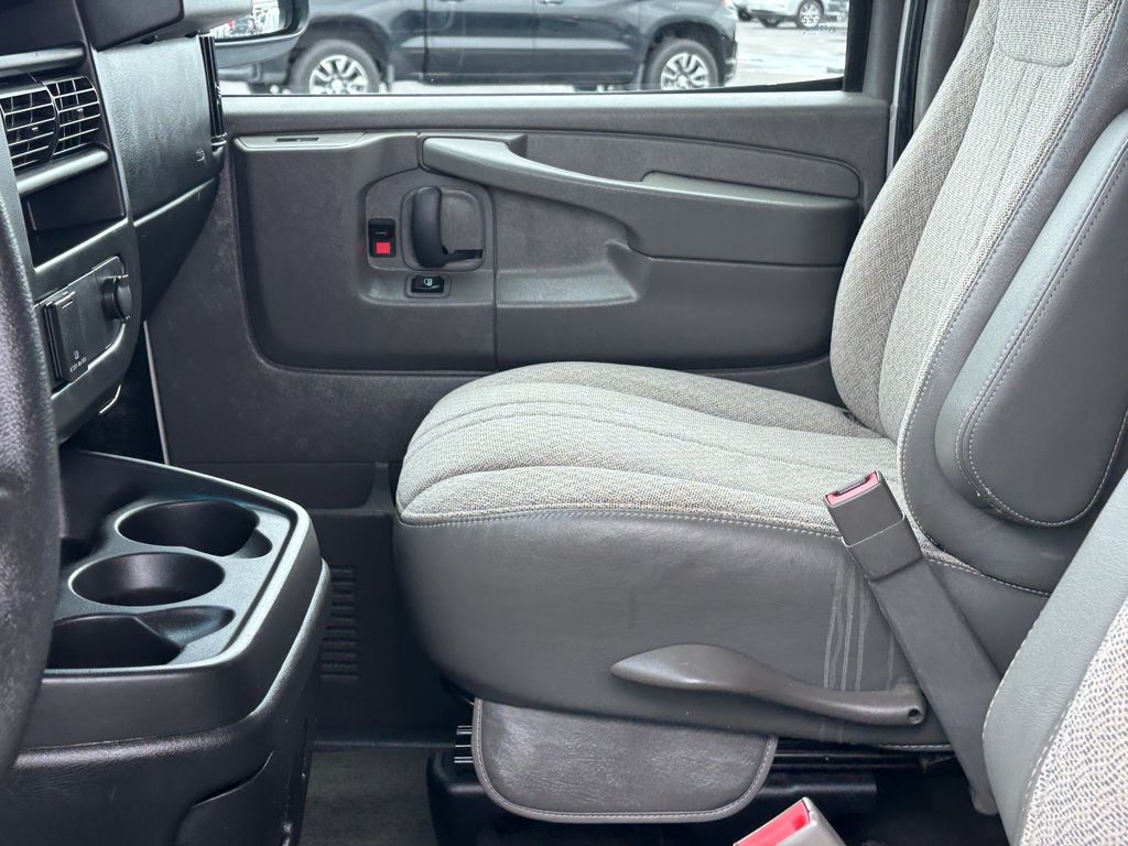 Used Car 2015 Chevrolet Express 3500  Lt For Sale Under $20,000 In Austin, Texas