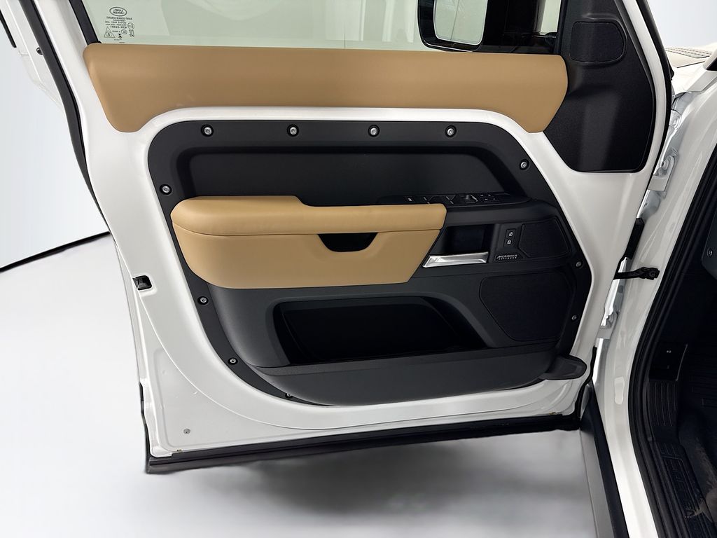 Thumbnail: 2026 Land Rover Defender - 27