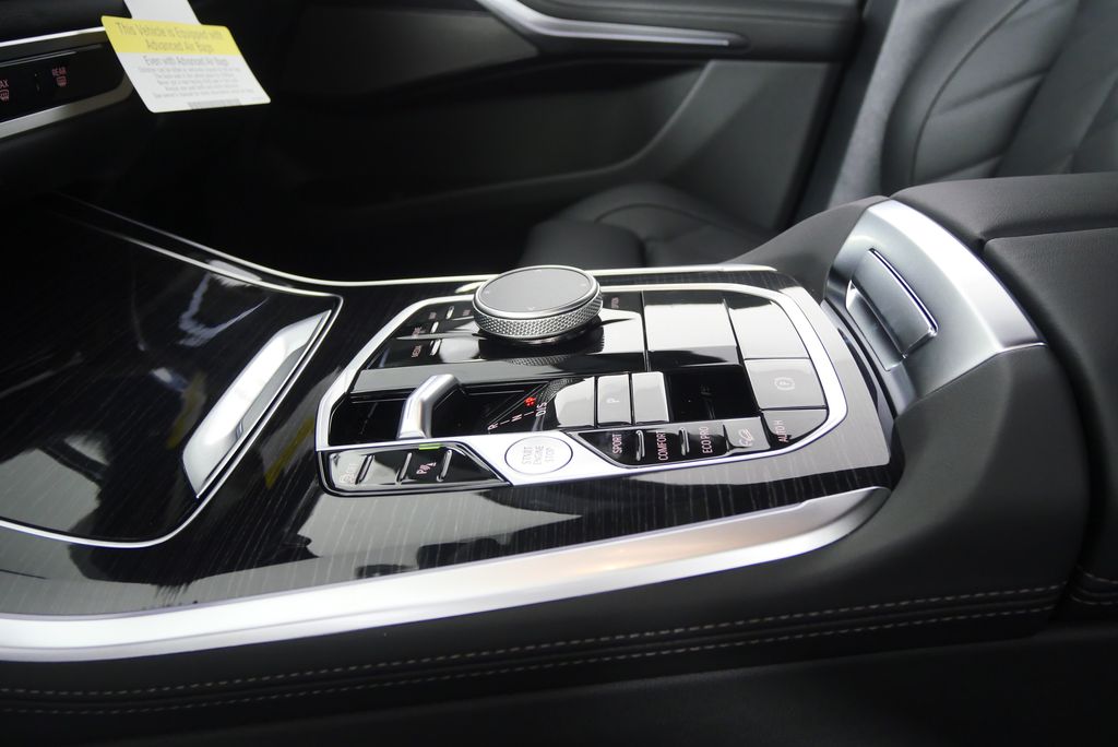 Thumbnail: 2026 BMW X5 - 22