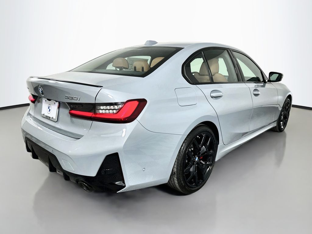 Thumbnail: 2026 BMW 3 Series - 5