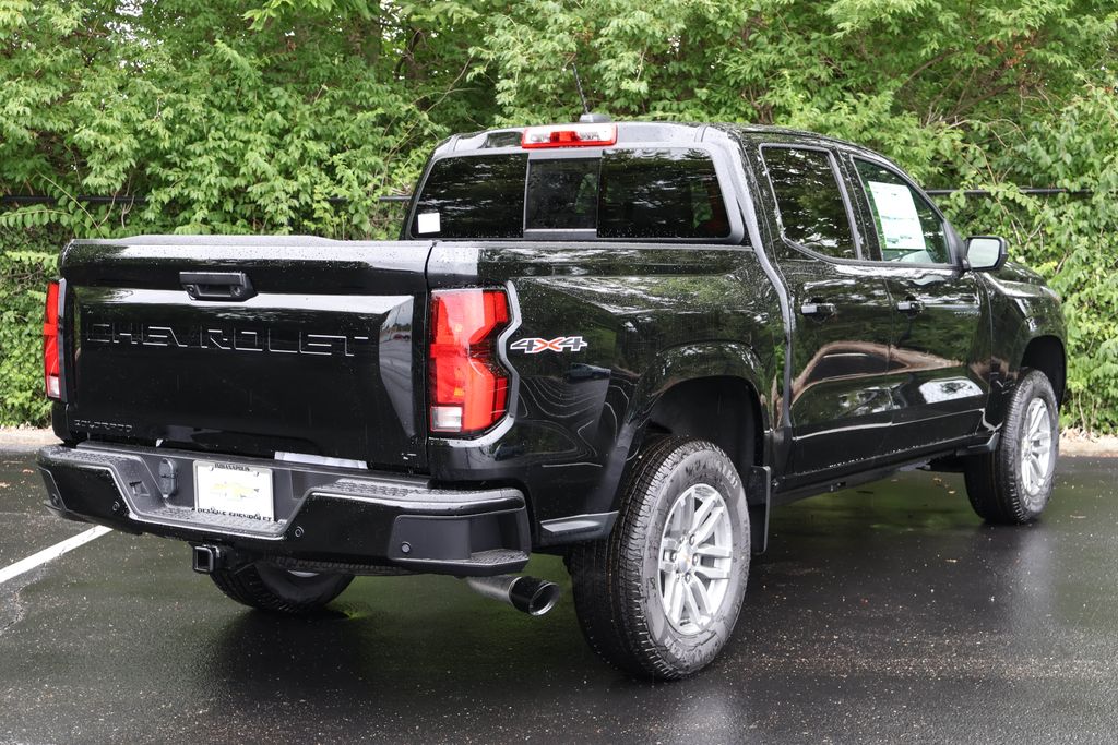 2024 Chevrolet Colorado LT 8