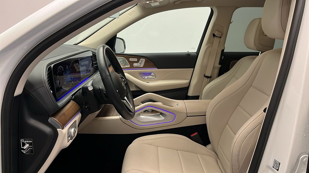 2023 Mercedes-Benz GLS 450 4MATIC 12
