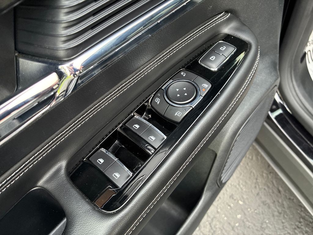 2021 Lincoln Corsair Standard Black at Phil Fitts Ford