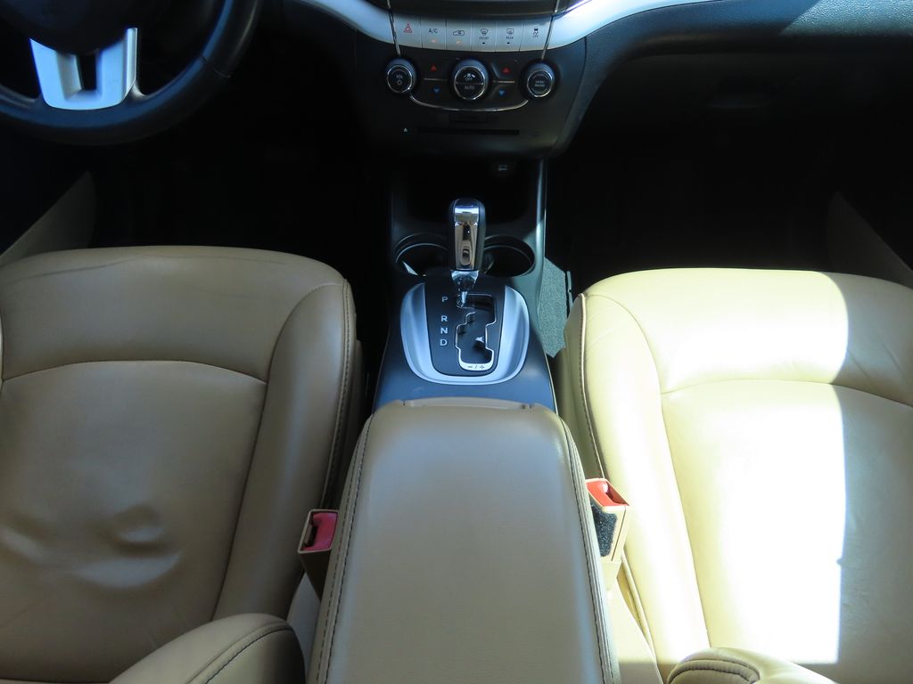 Thumbnail: 2015 Dodge Journey - 9