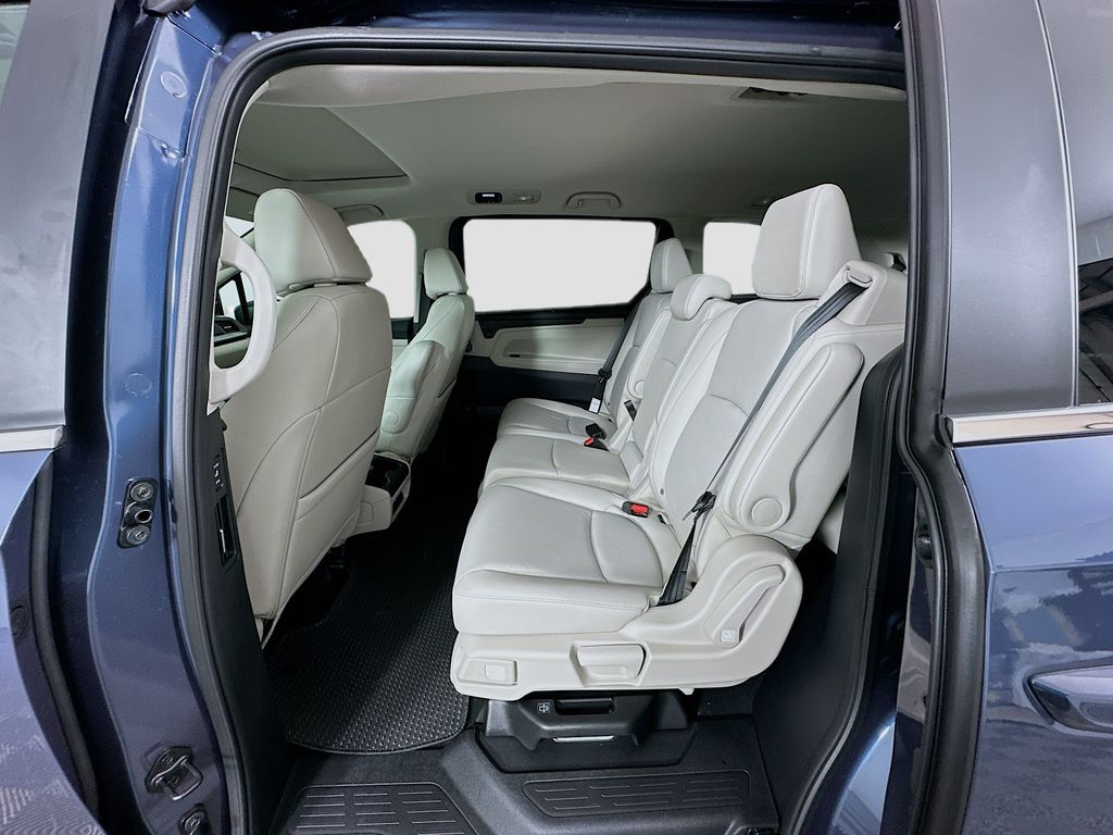 Thumbnail: 2026 Honda Odyssey - 16