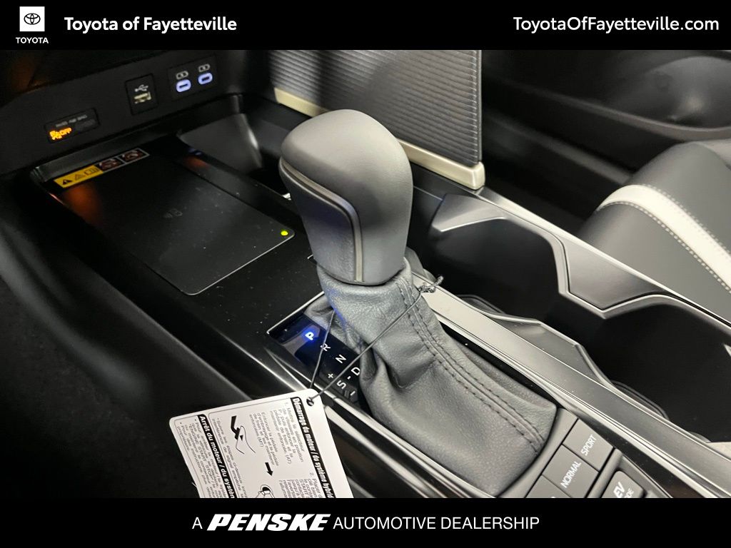 Thumbnail: 2026 Toyota Camry - 32