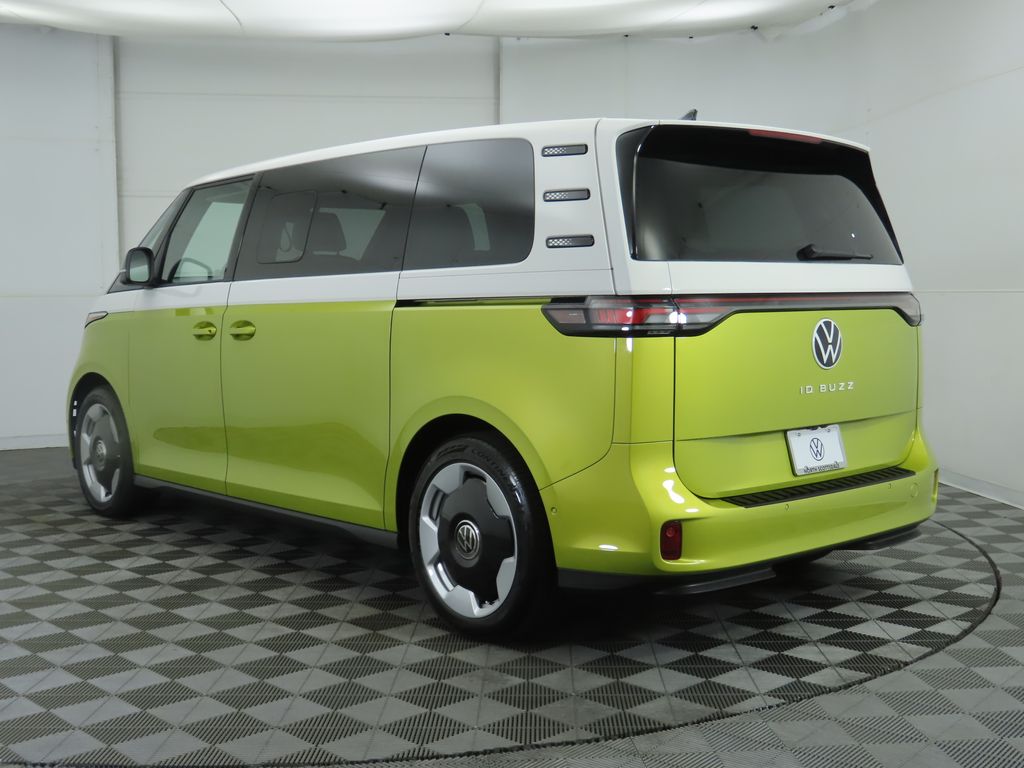 Thumbnail: 2025 Volkswagen ID.Buzz - 7