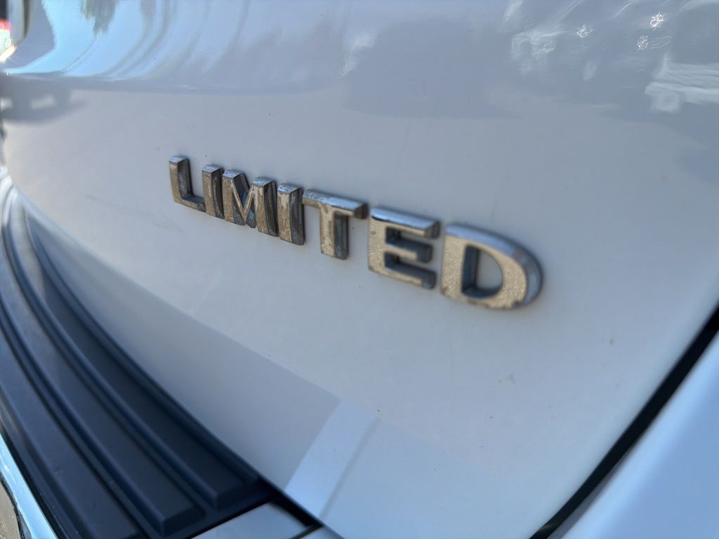 used 2020 Jeep Grand Cherokee car, priced at $19,900