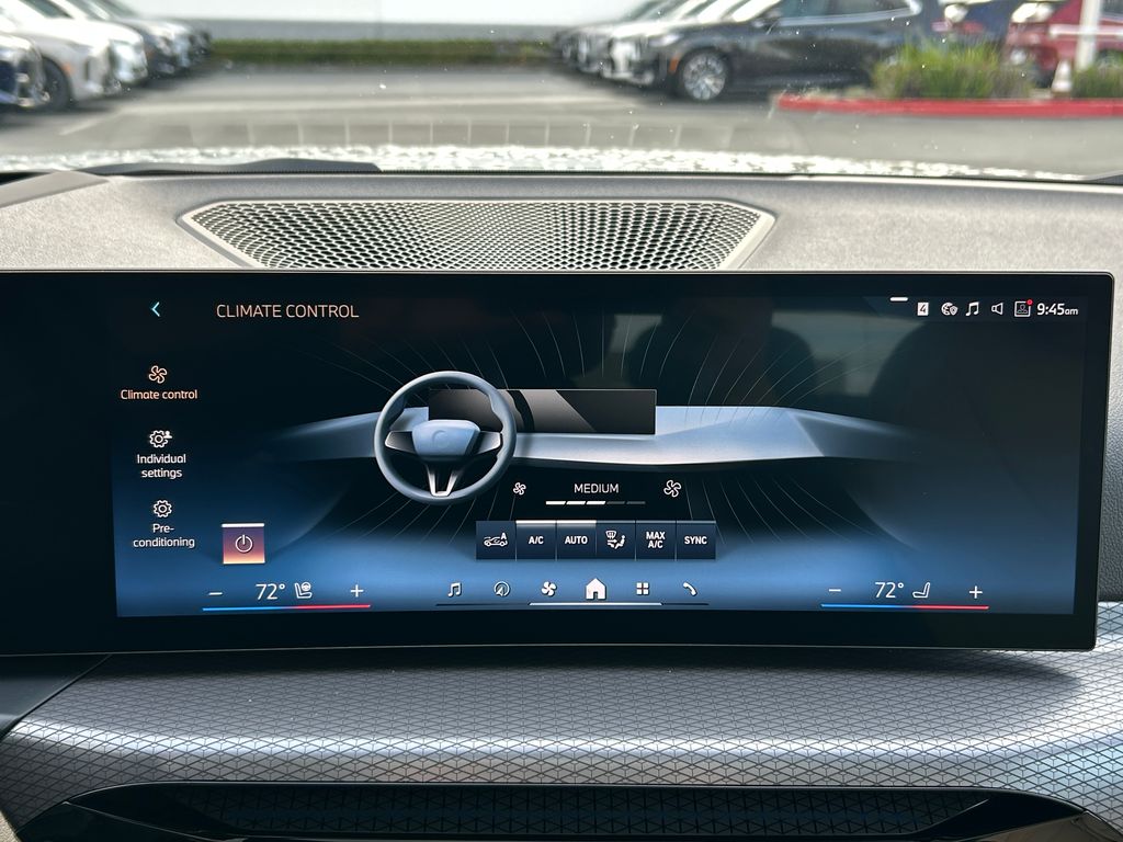 Thumbnail: 2025 BMW i4 - 24