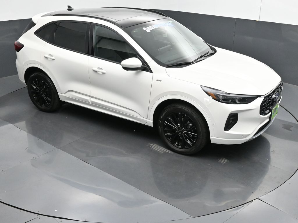 2024 Ford Escape ST-Line Elite