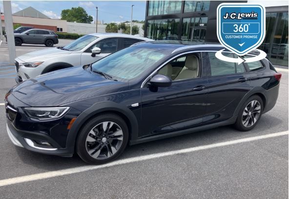2018 Buick Regal TourX Essence