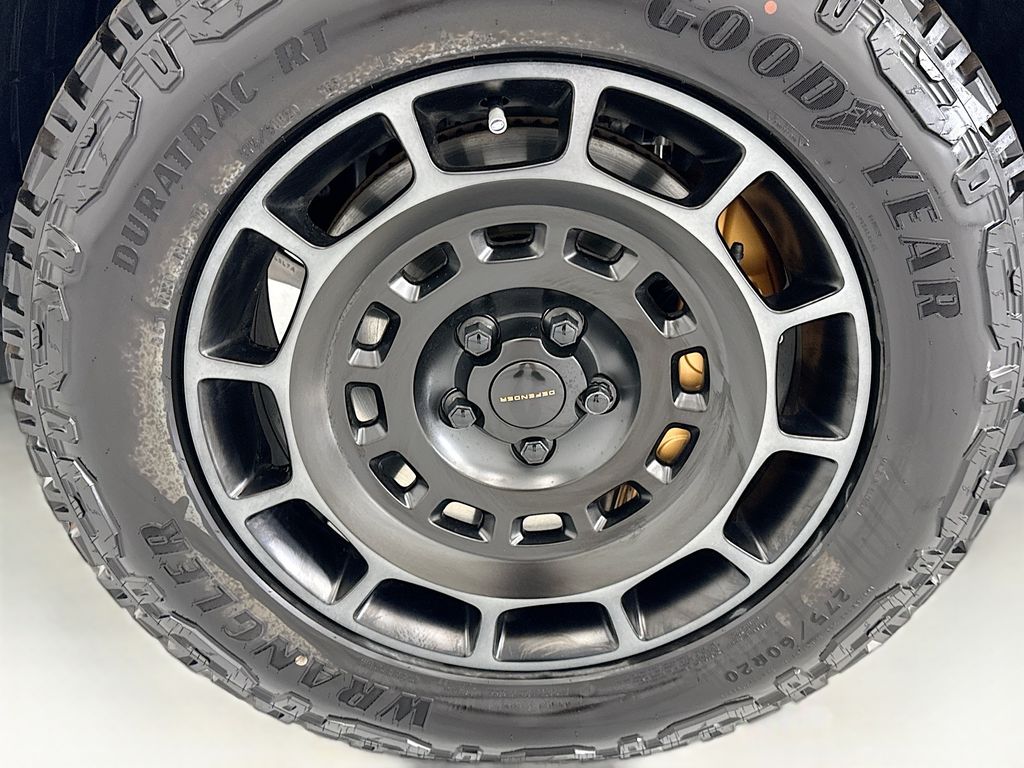 Thumbnail: 2026 Land Rover Defender - 29