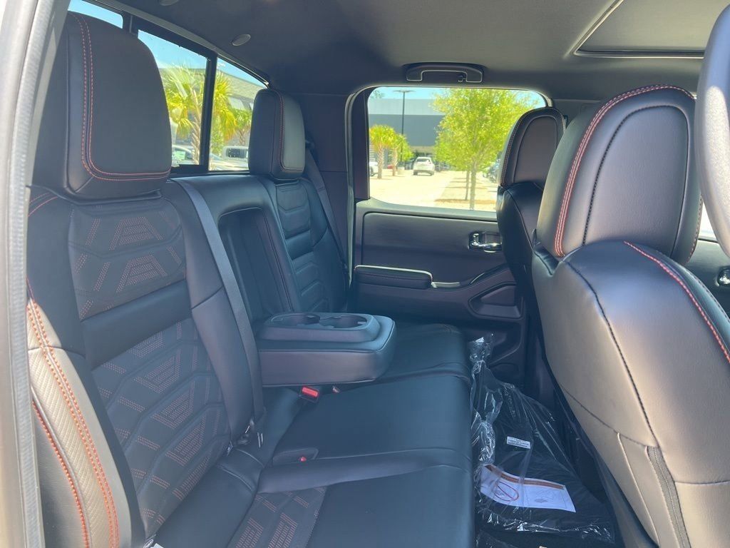 2025 Glacier White Nissan Frontier PRO-4X 4X4 Truck