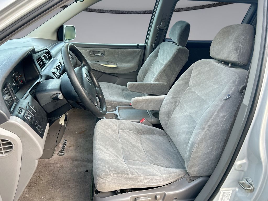 Thumbnail: 2002 Honda Odyssey - 11
