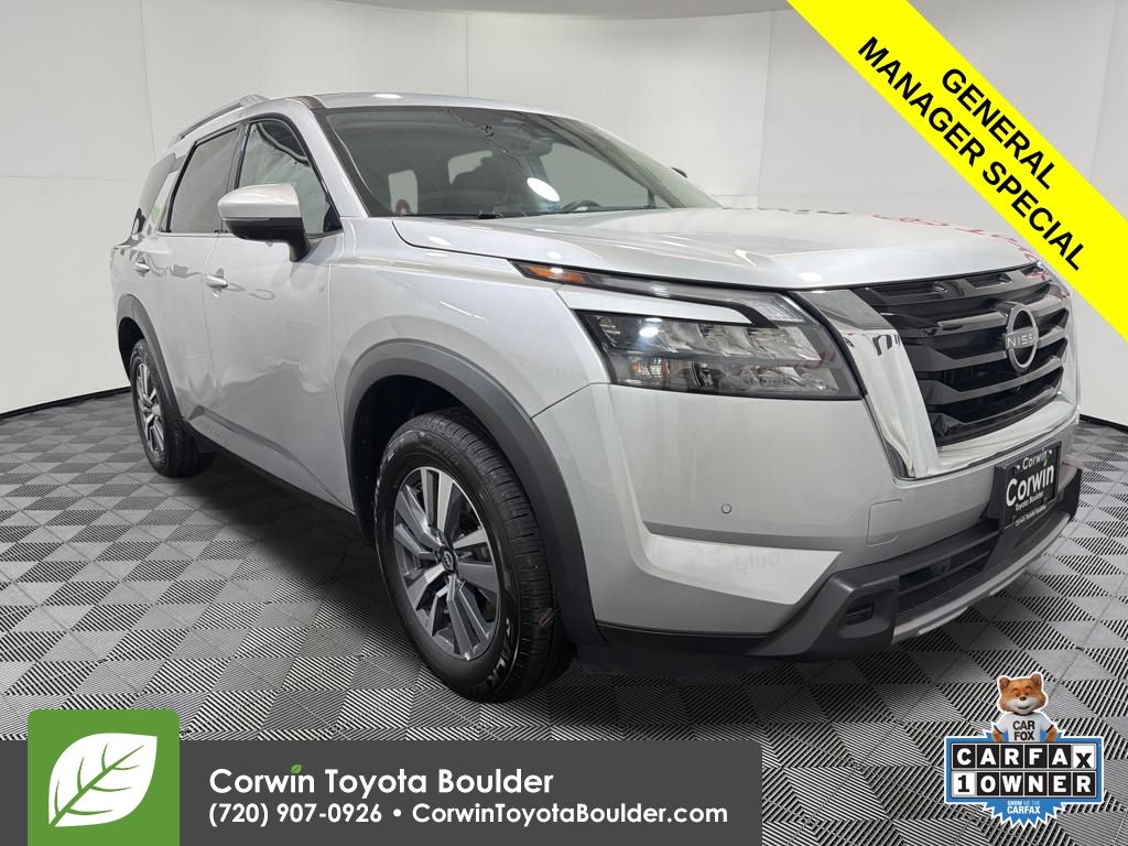 2025 Nissan Pathfinder SL 4WD