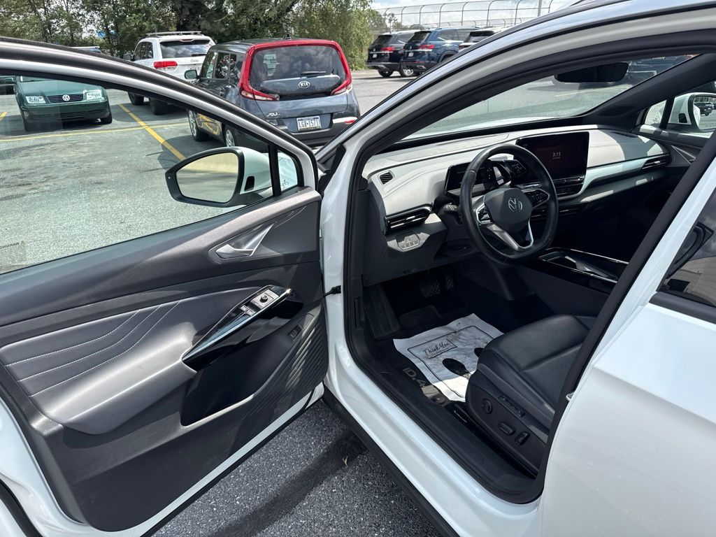 2023 Volkswagen ID.4 Pro S Plus White/off-white at Subaru and VW of Moon Township