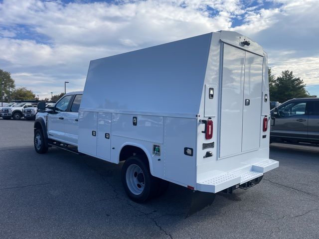 2025 Ford F-550 Chassis XL