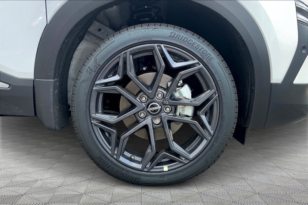 2025 Nissan Kicks SR - Photo 6