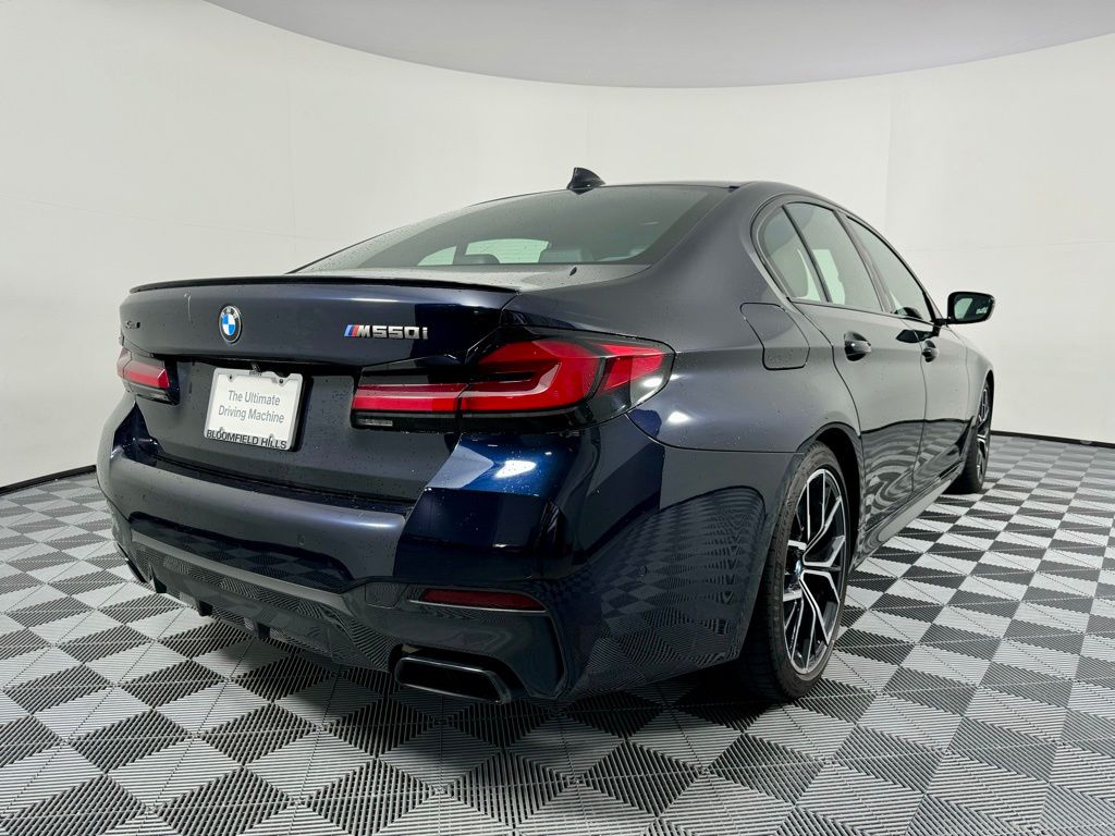 2022 BMW 5 Series M550i xDrive 5