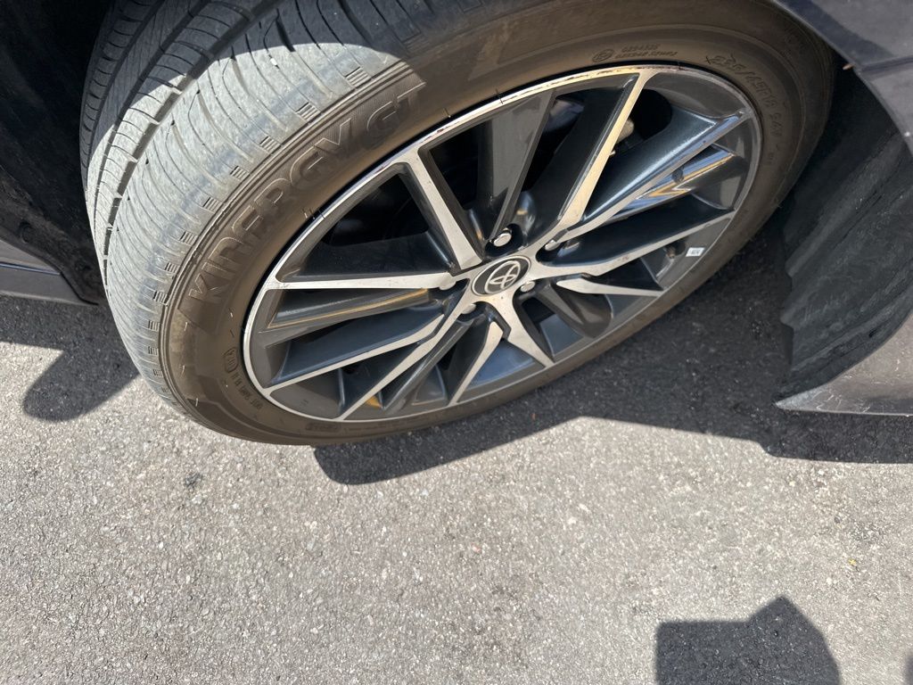 2021 Toyota Camry XLE 5