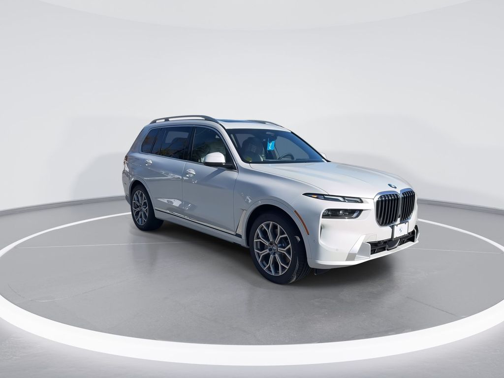 2025 BMW X7 xDrive40i 2