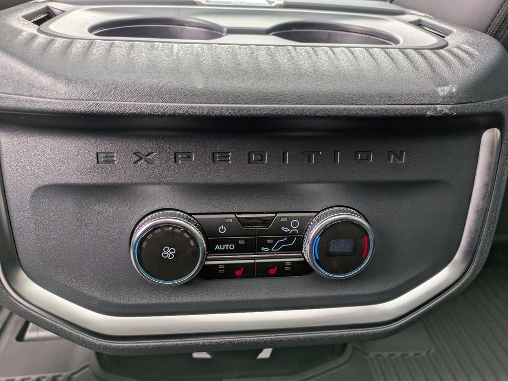 2025 Ford Expedition Platinum MAX