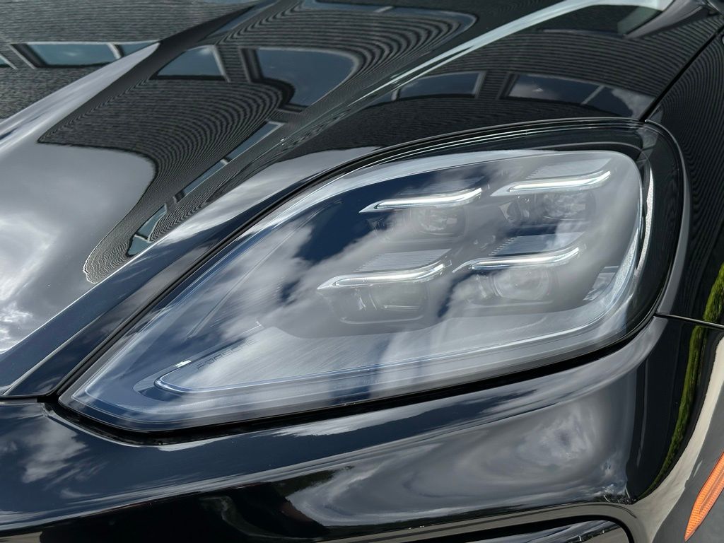 Thumbnail: 2026 Porsche Cayenne - 13