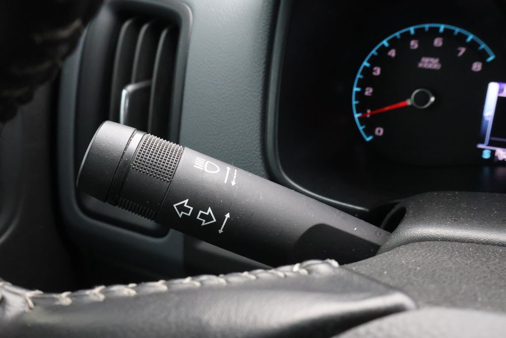 Thumbnail: 2018 Chevrolet Colorado - 22