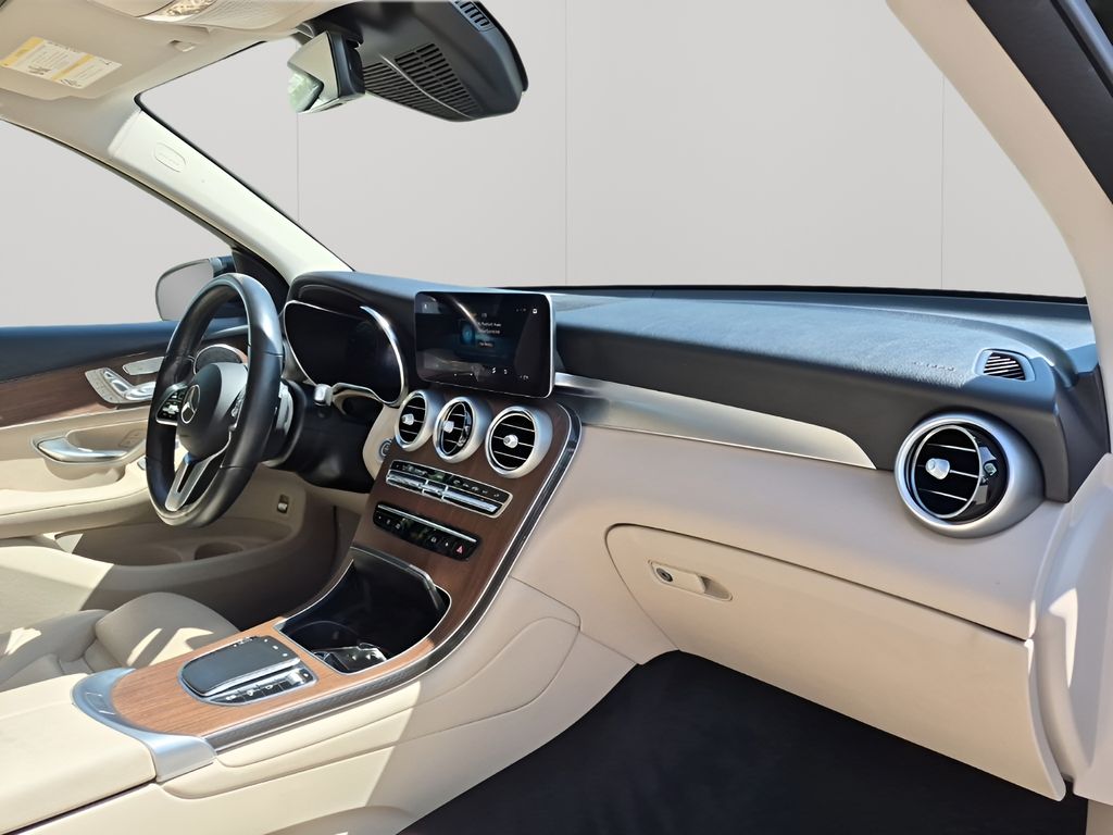 Used Car 2022 Mercedes-benz Glc  Glc 300 For Sale Under $35,000 In Austin, Texas