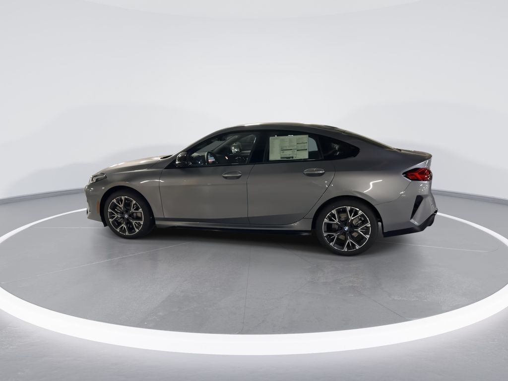 Thumbnail: 2026 BMW 2 Series - 5