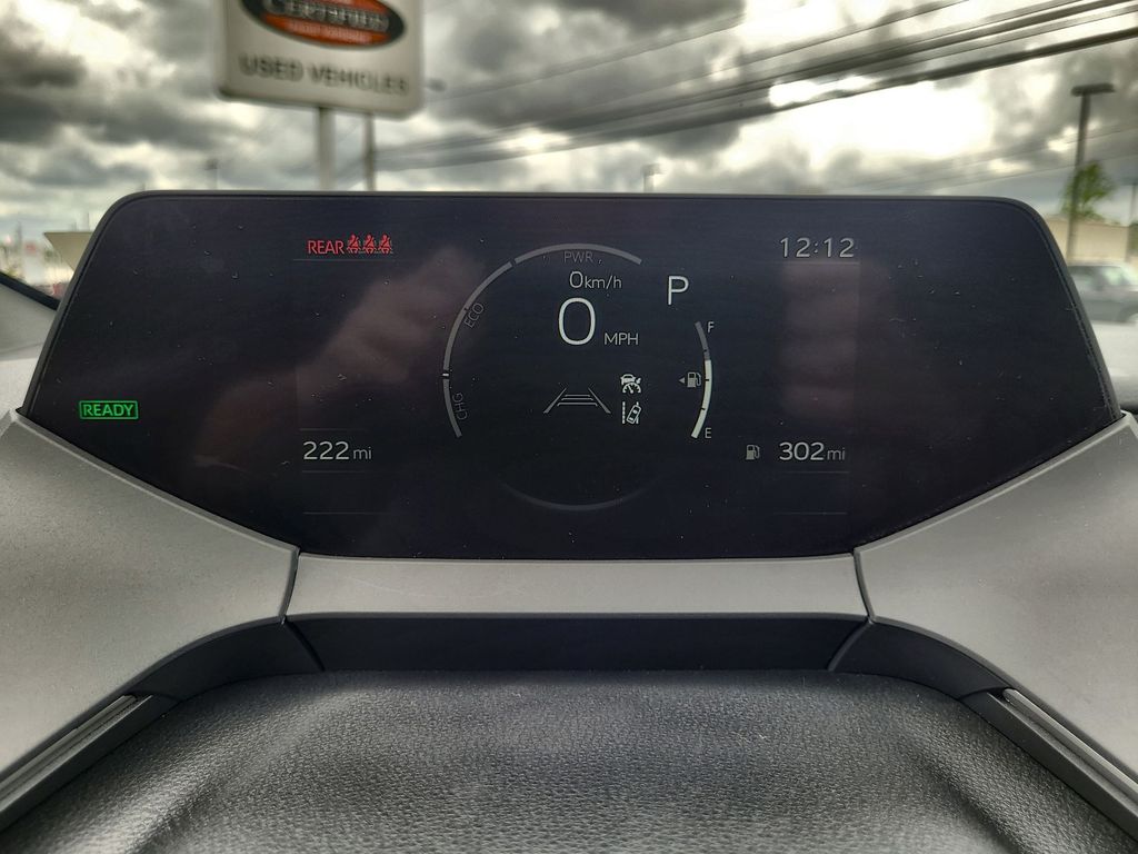 2025 Toyota Prius LE 14