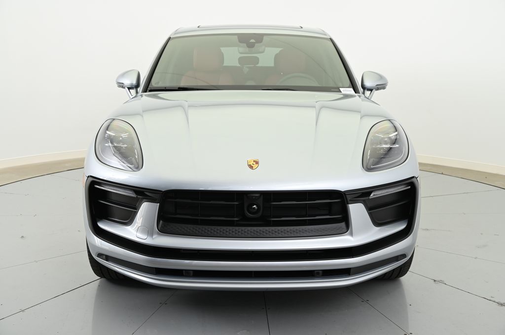 Thumbnail: 2025 Porsche Macan - 6