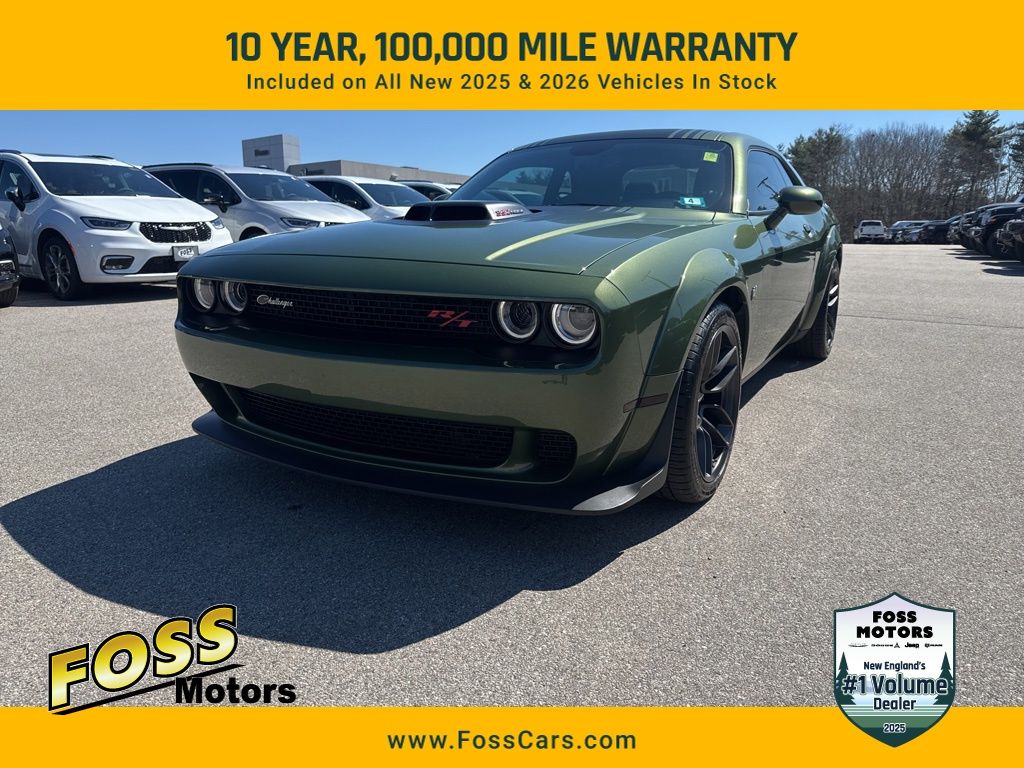 F8 Green 2022 Dodge Challenger R/T Scat Pack Widebody RWD Coupe Rear-Wheel Drive 8-Speed Automatic