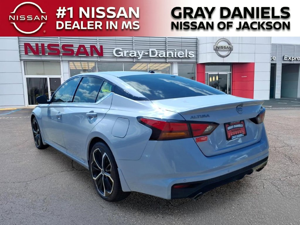 Used 2026 Nissan Altima Sedan