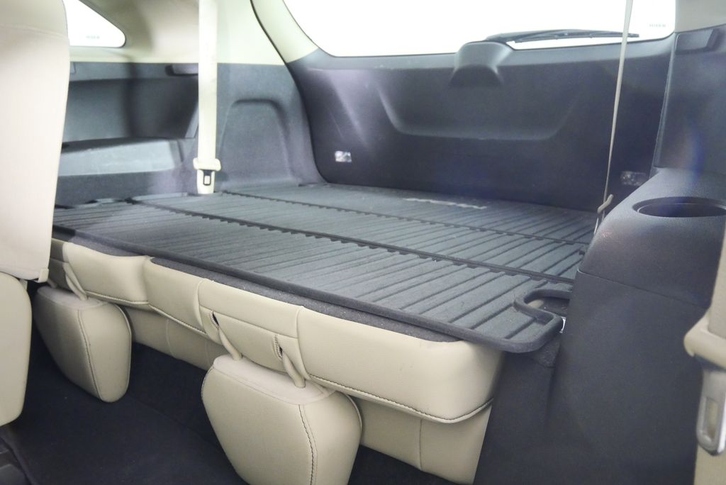 Thumbnail: 2019 Acura MDX - 17