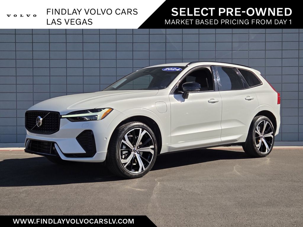 Crystal White Metallic 2024 Volvo XC60 SUV / Crossover All-Wheel Drive Automatic