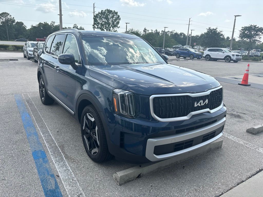 Midnight Lake Blue 2025 Kia Telluride SUV / Crossover Front-Wheel Drive 8-Speed Automatic