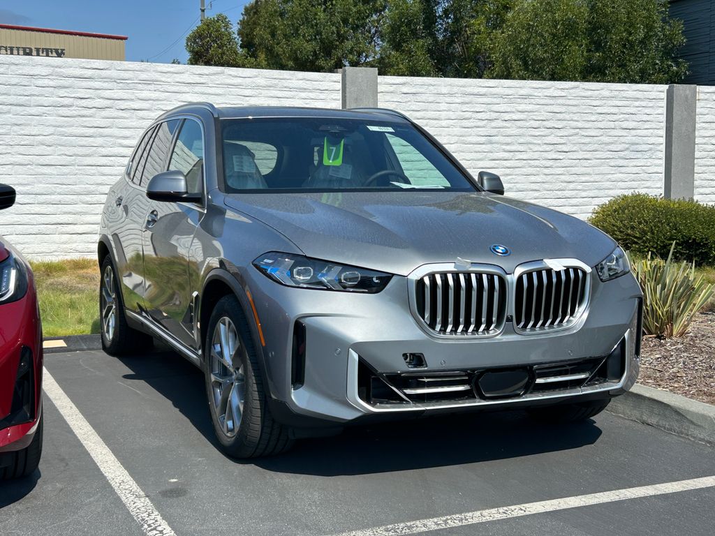 Thumbnail: 2026 BMW X5 - 2