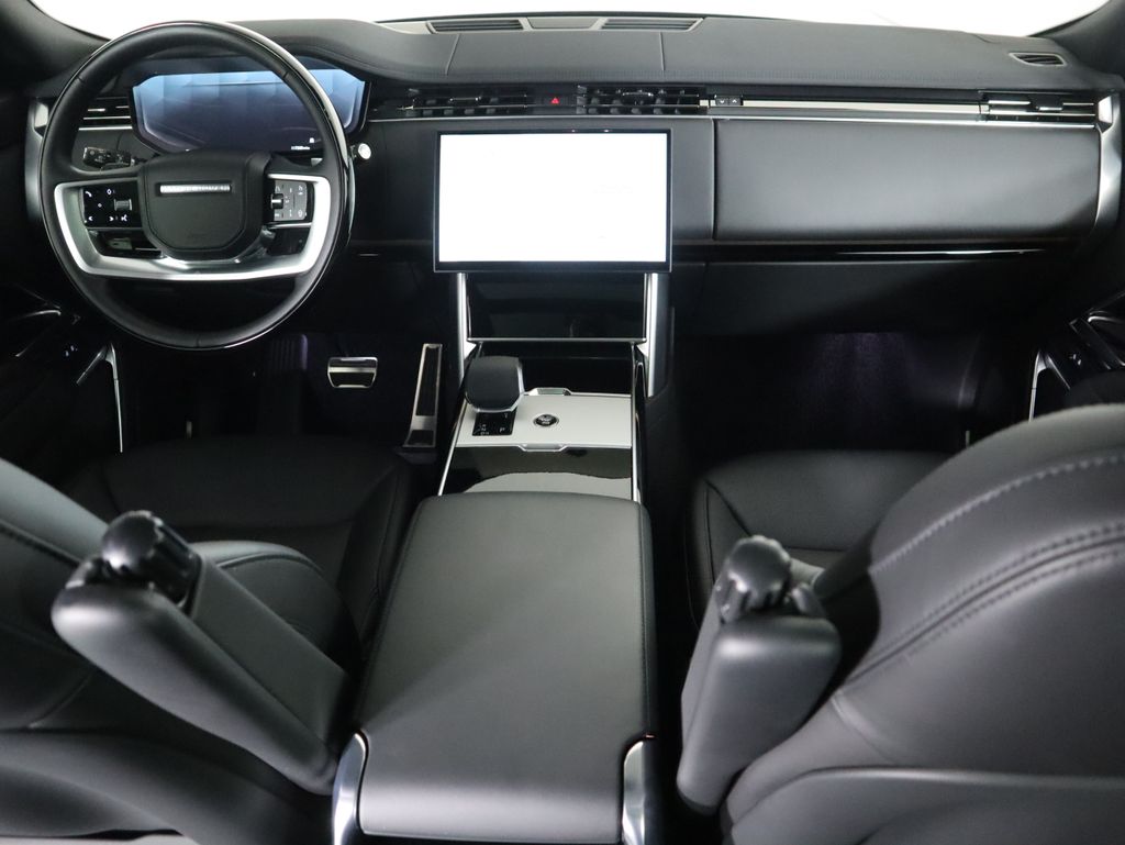 Thumbnail: 2025 Land Rover Range Rover - 13