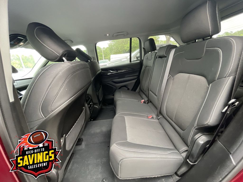 Used 2023 Jeep Grand Cherokee SUV