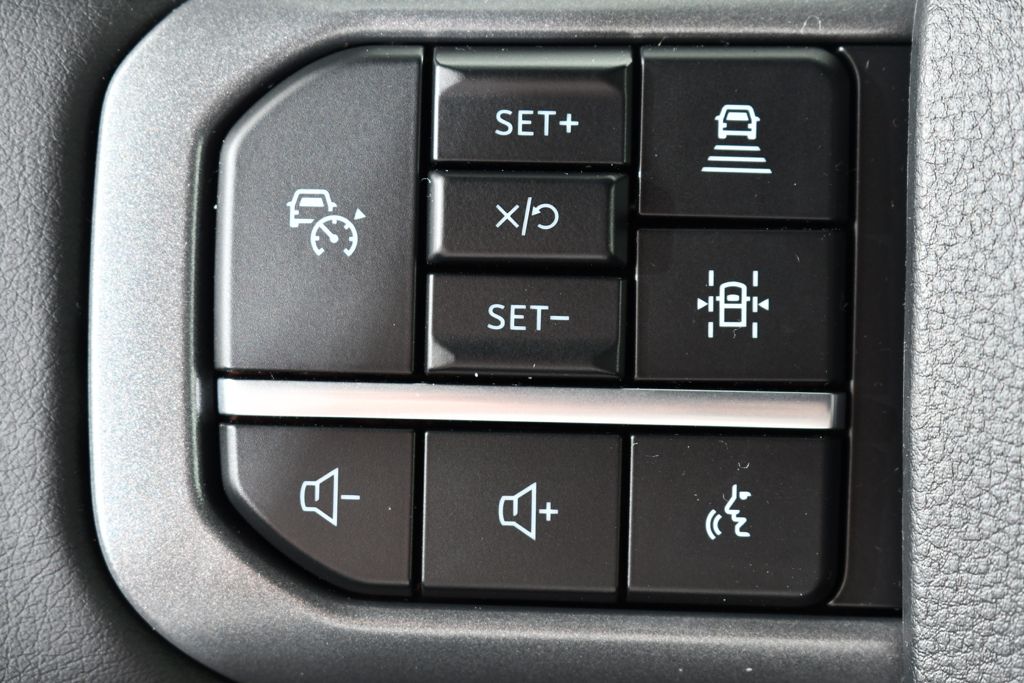 New 2026 Gray Ford XLT image 32